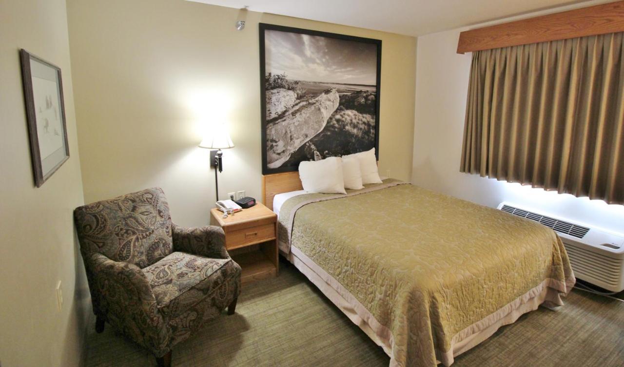 Homestead Inn and Suites — photo 13