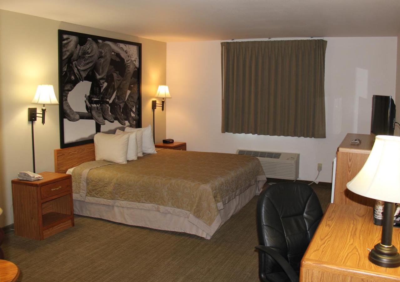 Homestead Inn and Suites — photo 17