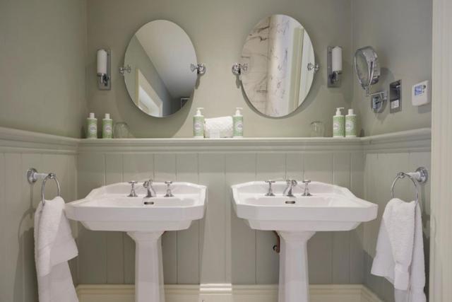 Sussex Suite