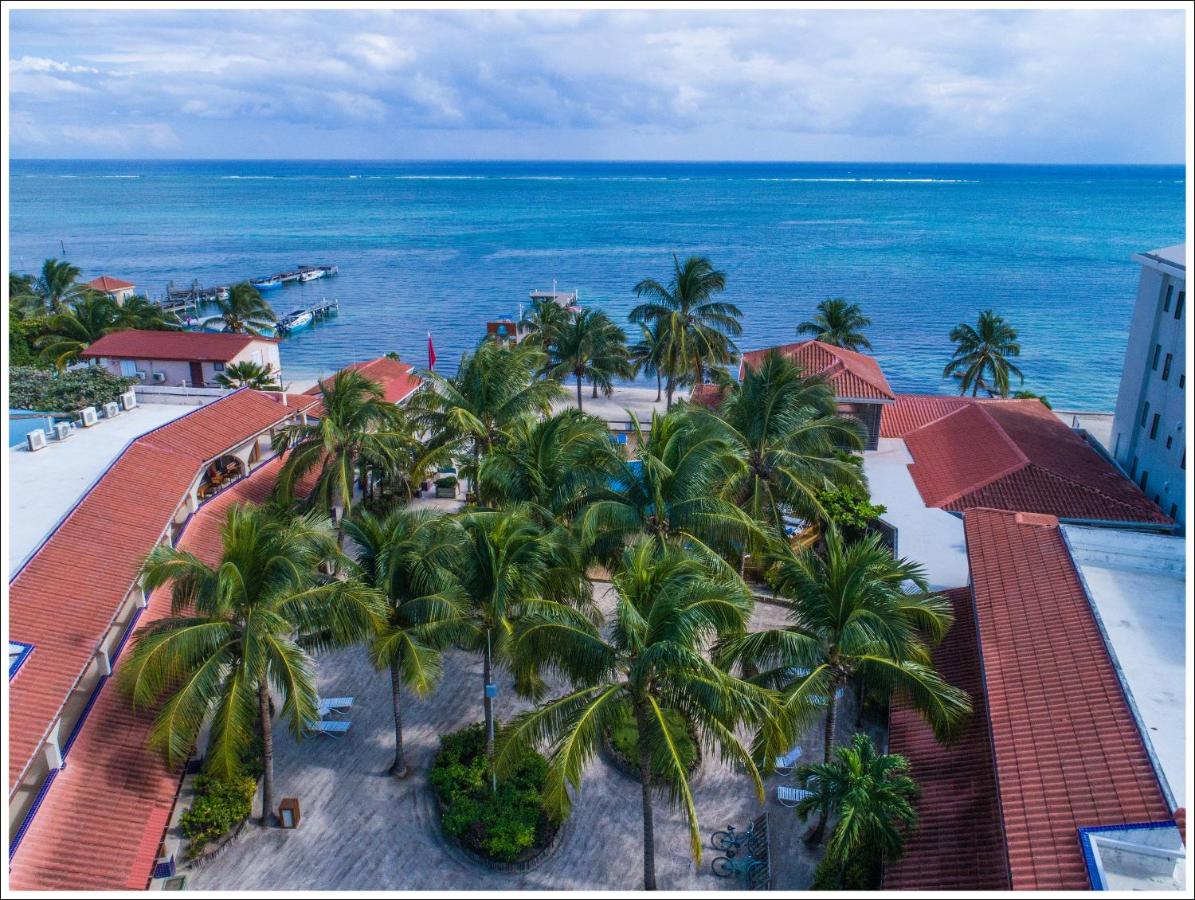 SunBreeze Hotel photo