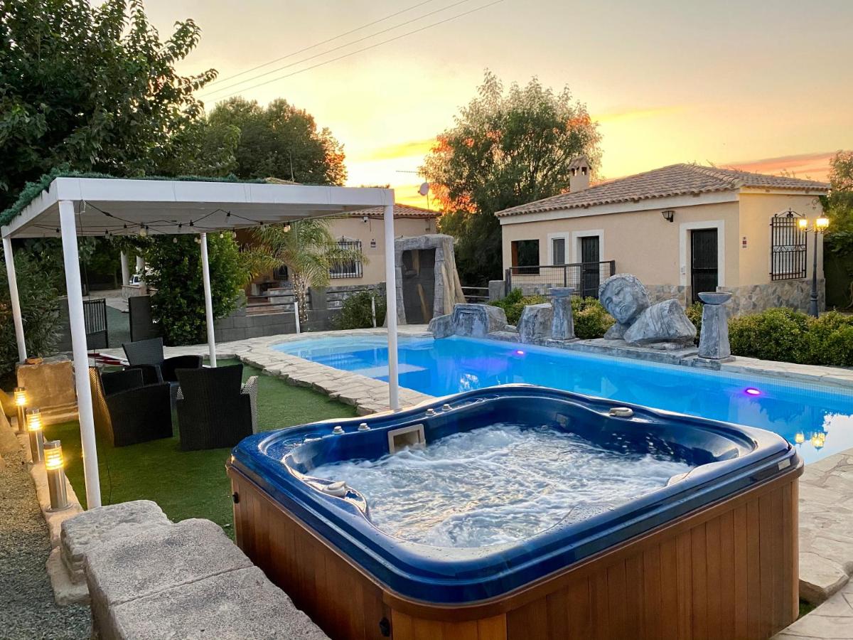 Pronunciar Productivo estoy enfermo Villa Exclusiva Piscina con Jacuzzi y Jardín privado (España Las Torres de Cotillas) - Booking.com Pronunciar Productivo estoy enfermo Villa Exclusiva Piscina con Jacuzzi y Jardín privado (España Las Torres de Cotillas) - Booking.com