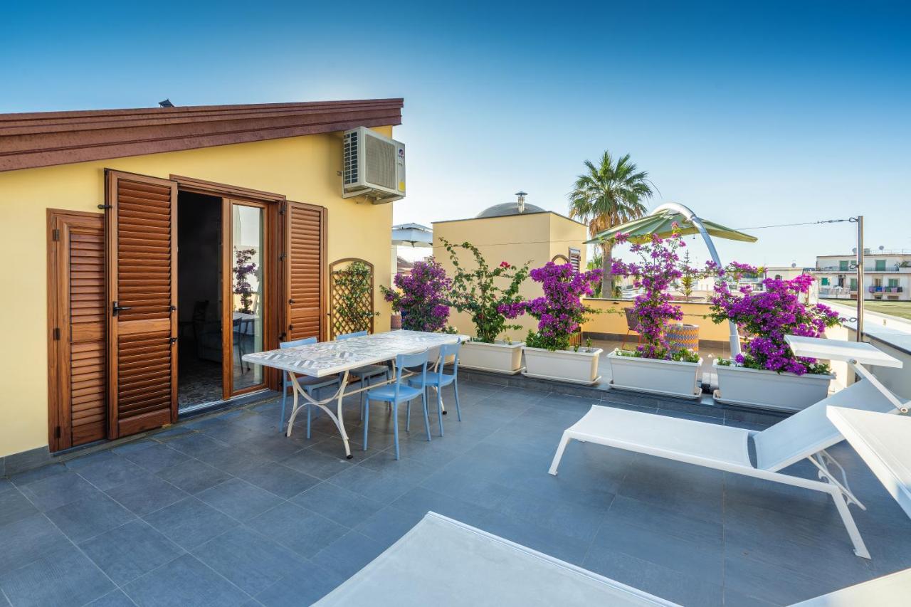 Don Giulio Luxury Home jacuzzi & pool photo