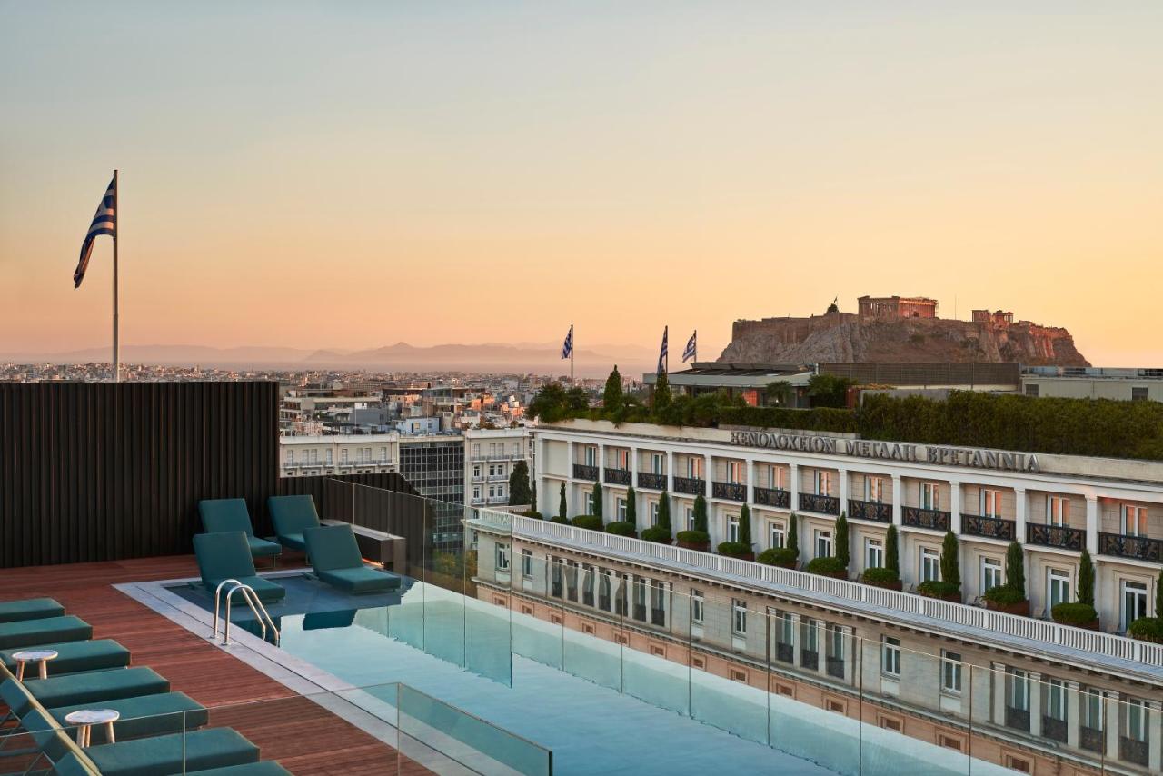 Rooftop swimming pool: Athens Capital Center Hotel - MGallery Collection