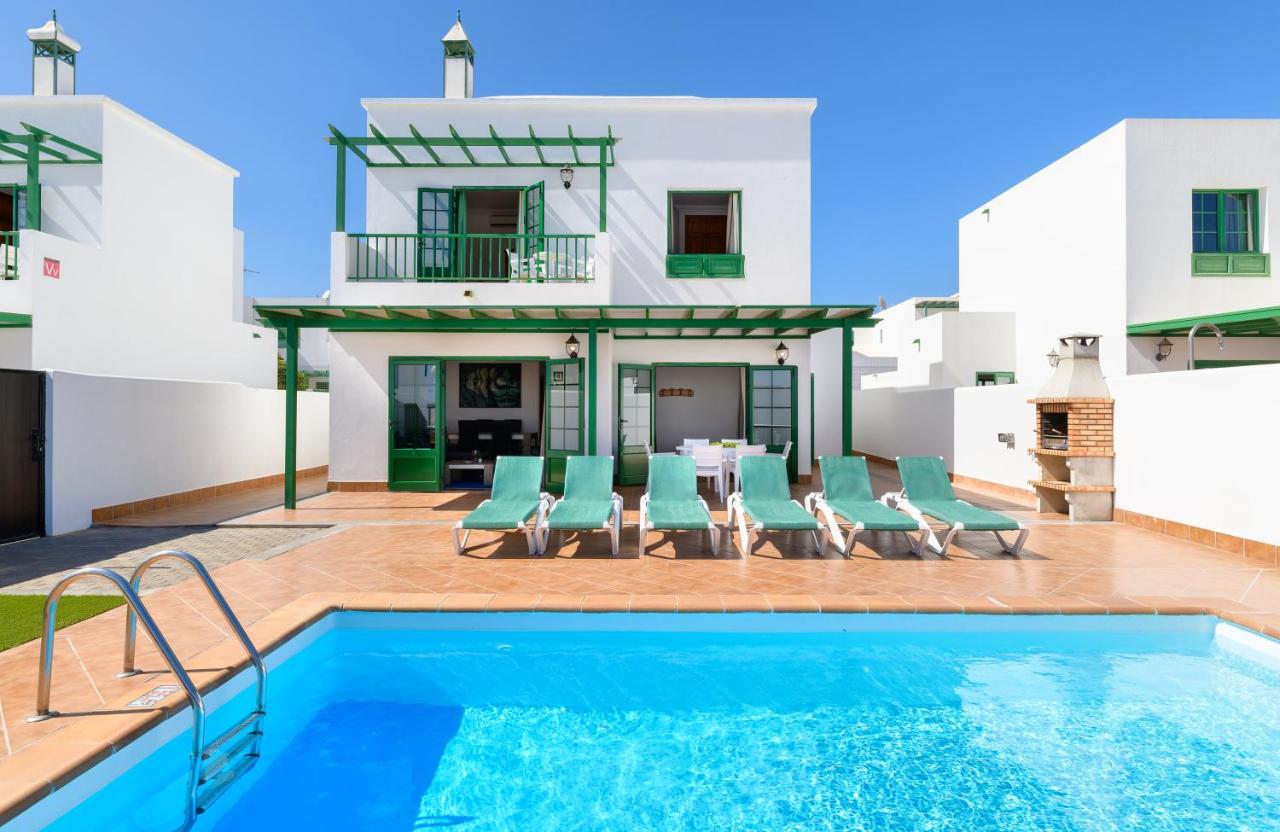 Villa Vera, Playa Blanca, Spain - Booking.com