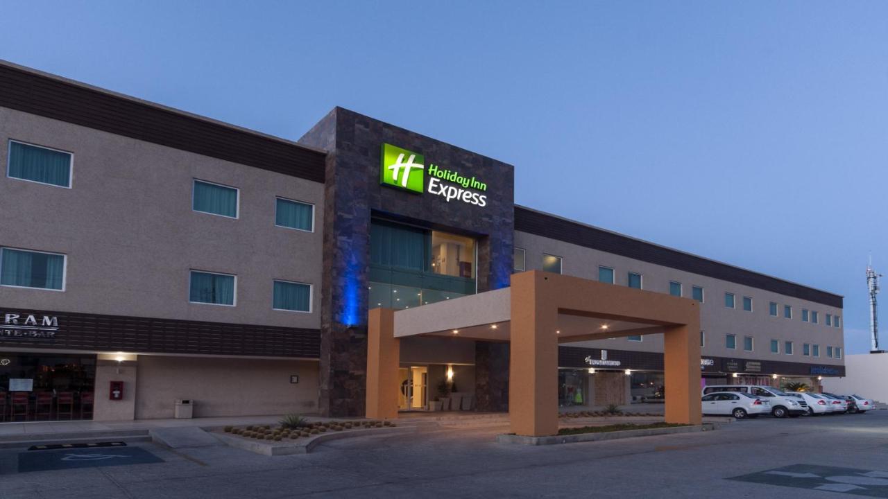 Holiday Inn Express Cabo San Lucas, an IHG Hotel photo