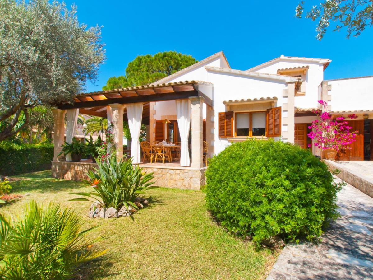 Can Gomila, villa con jardines (Spanje Alcúdia) - Booking.com