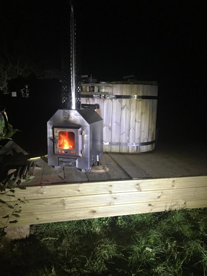Norwell view farm glamping with hot tubs - 2