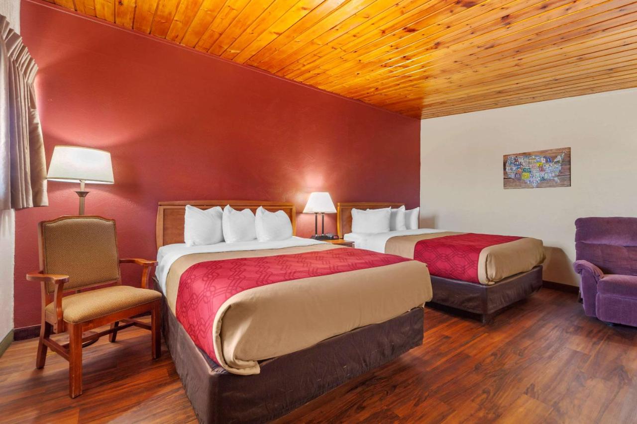 Harmony Inn & Suites — photo 7