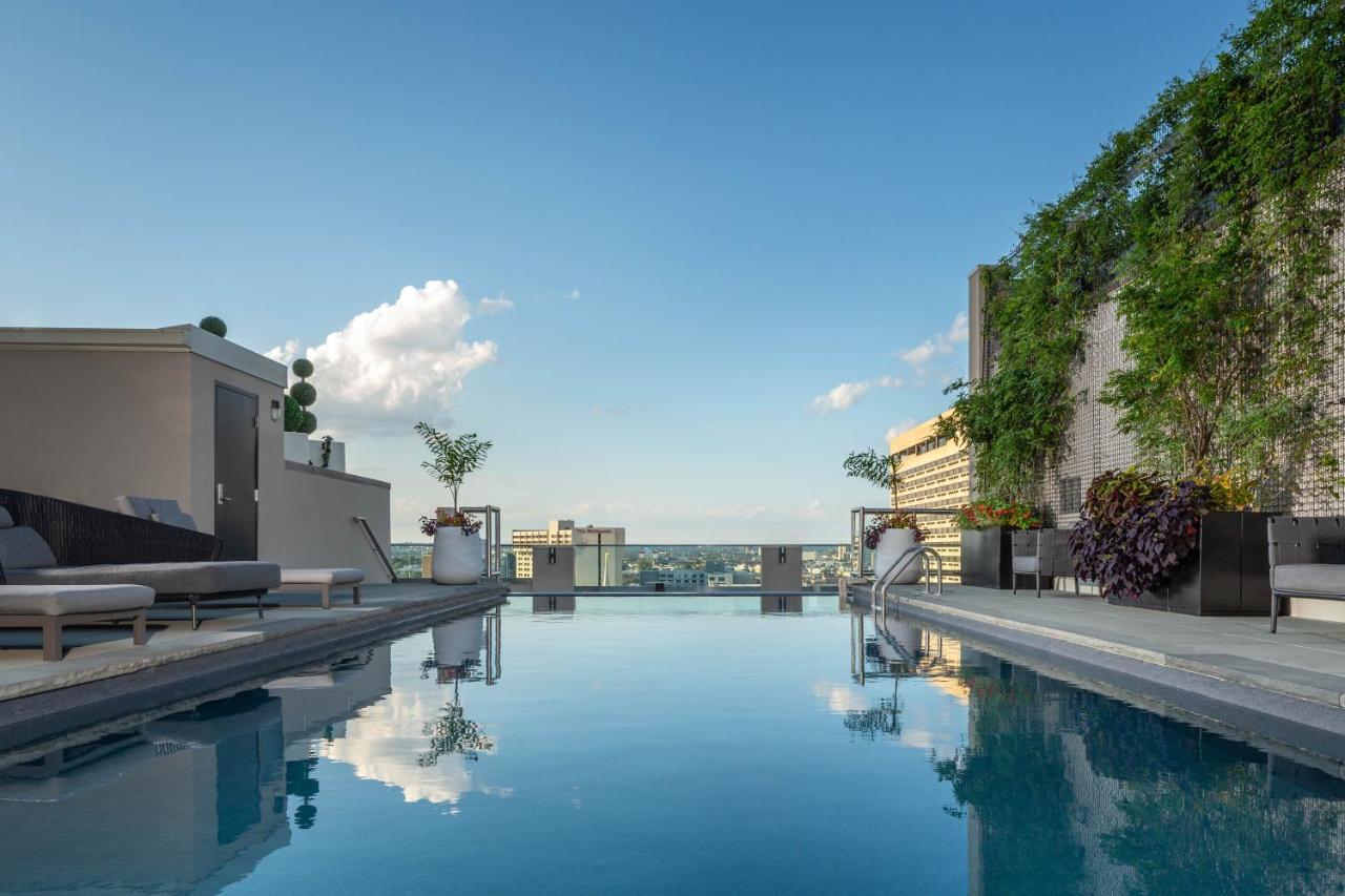 {{ hotelInfo.altText }}