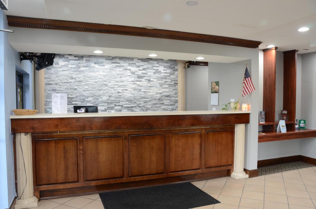 Gateway Inn Knoxville — photo 12