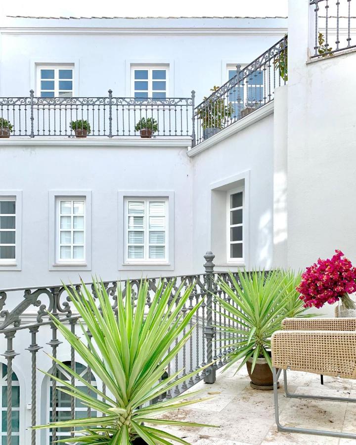 Only Suites Hotel Palacio Corredera, Cheres de la Frontera ...