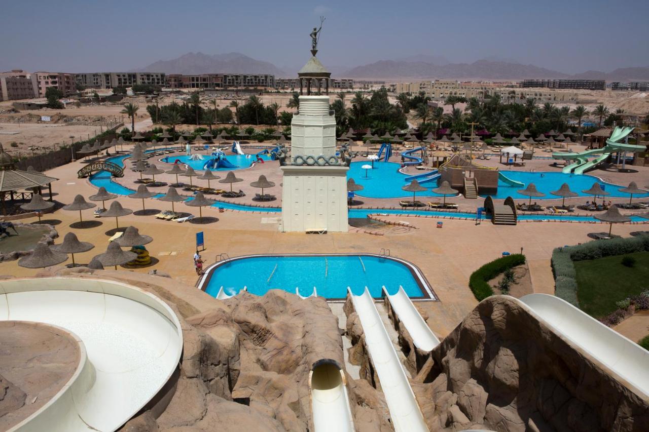 Parrotel Aqua Park Resort photo