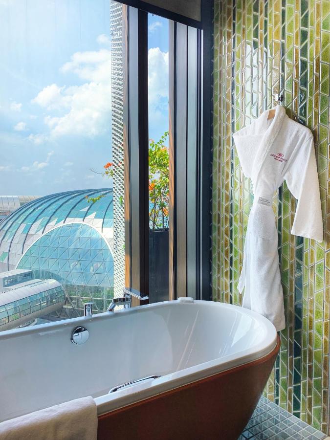 Crowne Plaza Changi Airport Sg Clean An Ihg Hotel シンガポール 21年 最新料金 Crowne Plaza Changi Airport Sg Clean An Ihg Hotel シンガポール 21年 最新料金