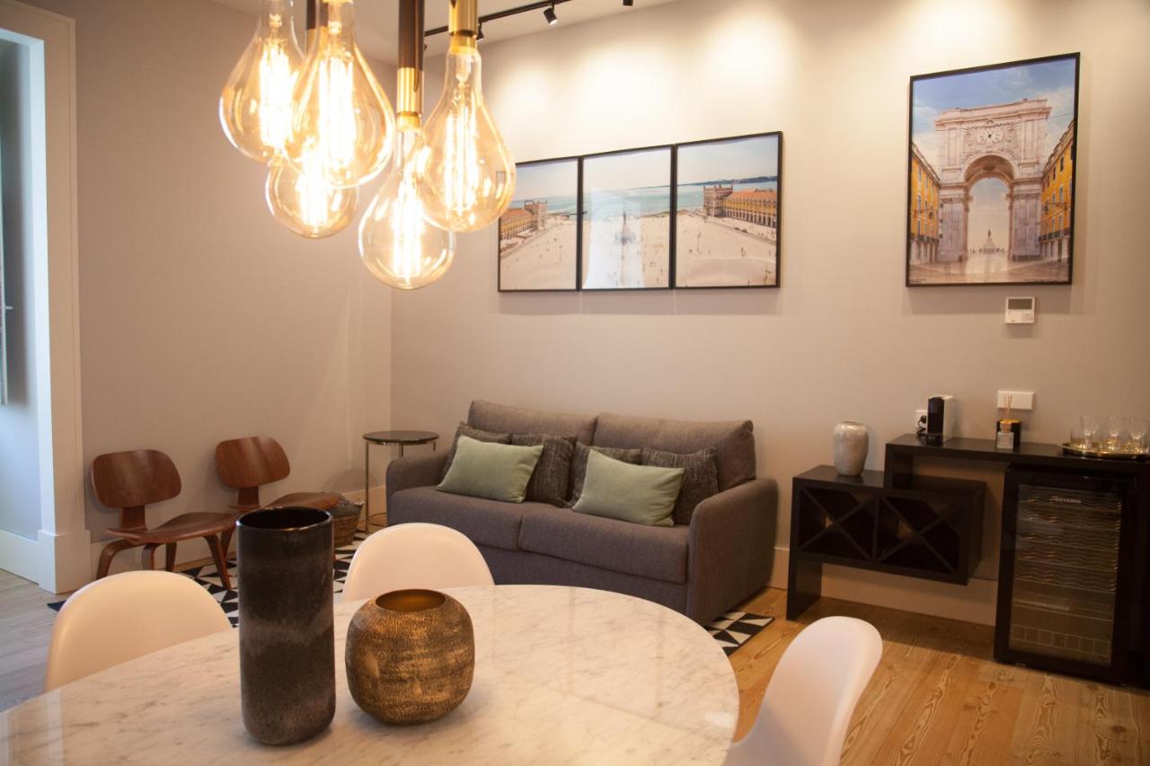 FLH Augusta's Arch Sophisticated Flat - 2