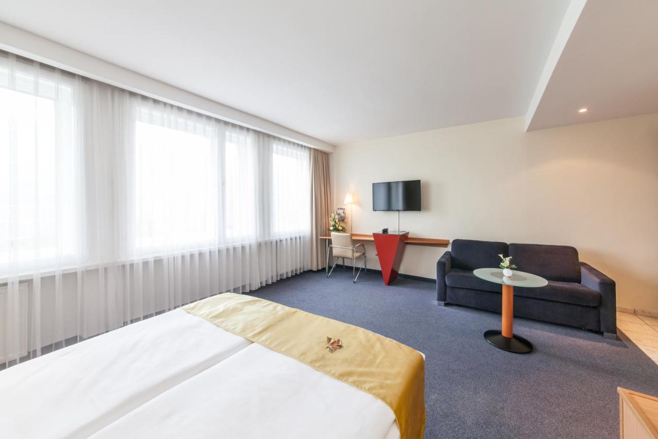 Quality Hotel Ambassador Hamburg - Laterooms