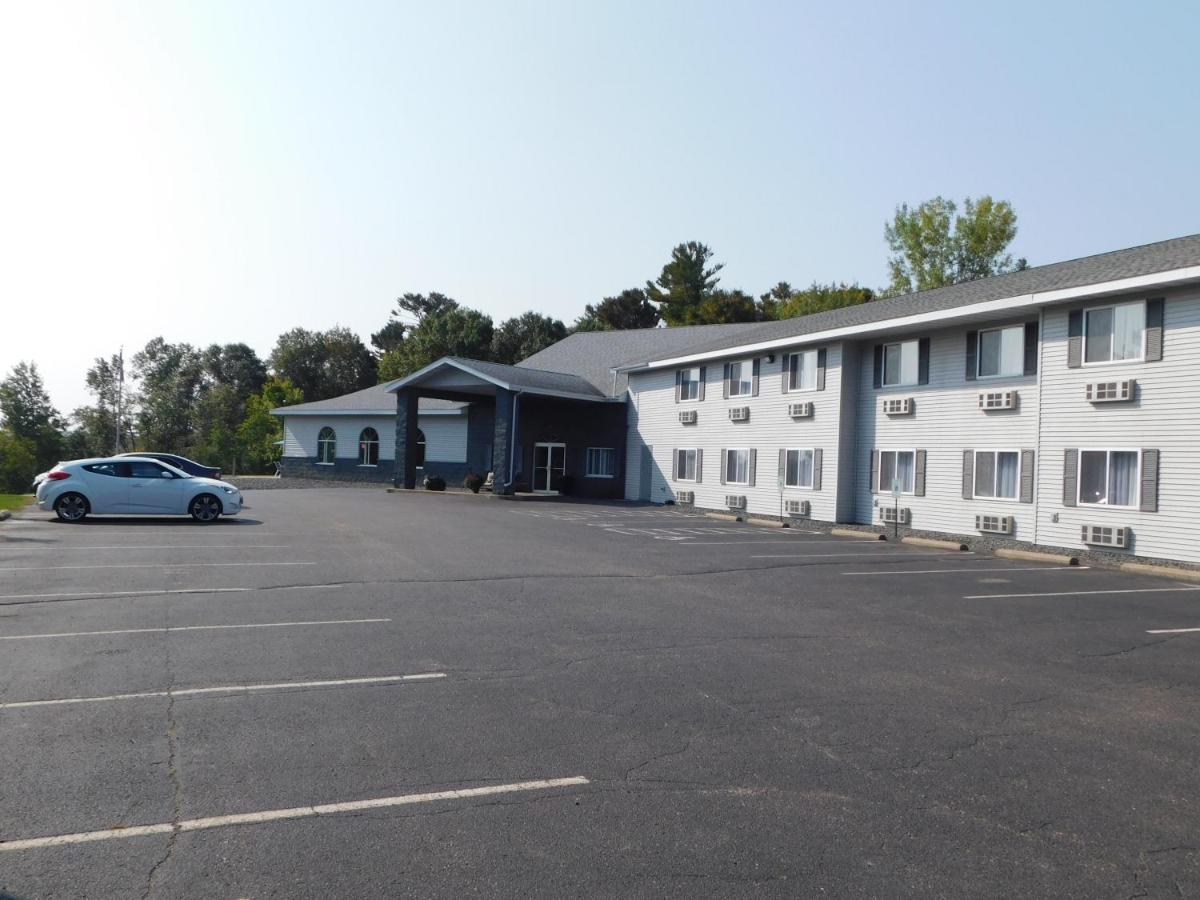 Northwoods Best Inn - Chetek — photo 7