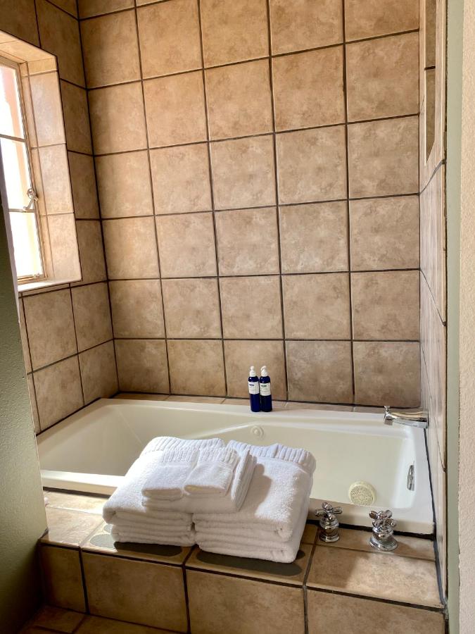Sierra Grande, a Ted Turner Retreat — photo 12