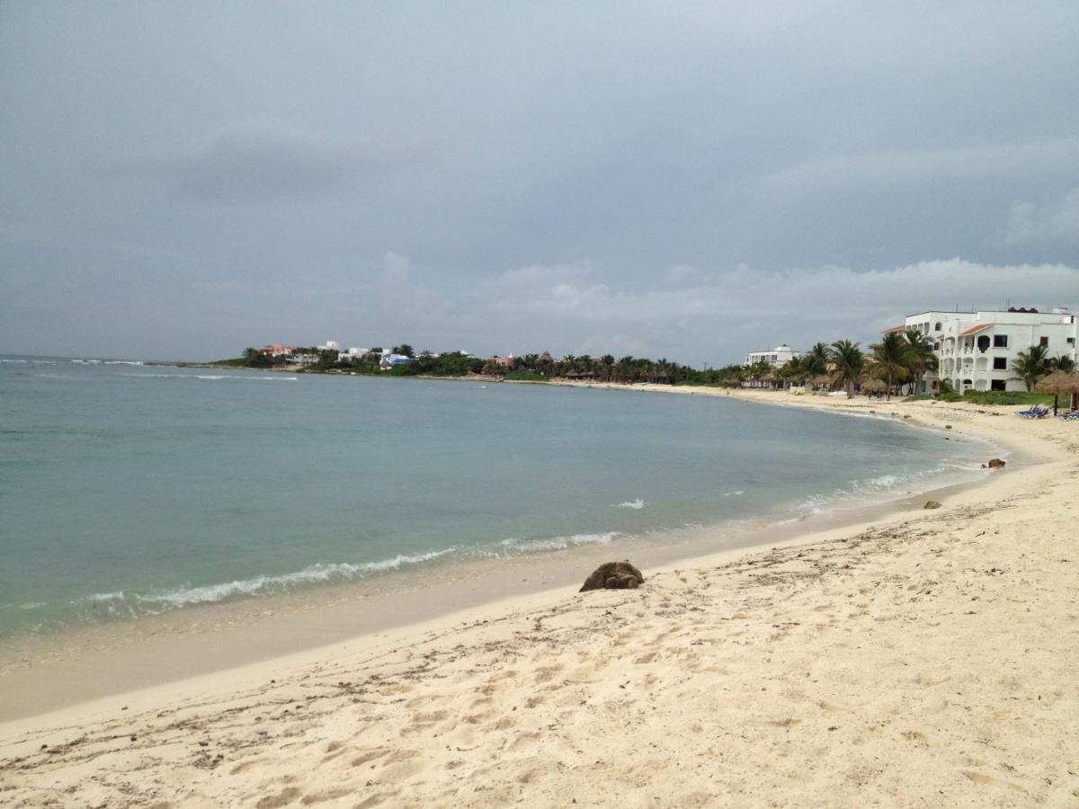 Beach: Las Villas Akumal