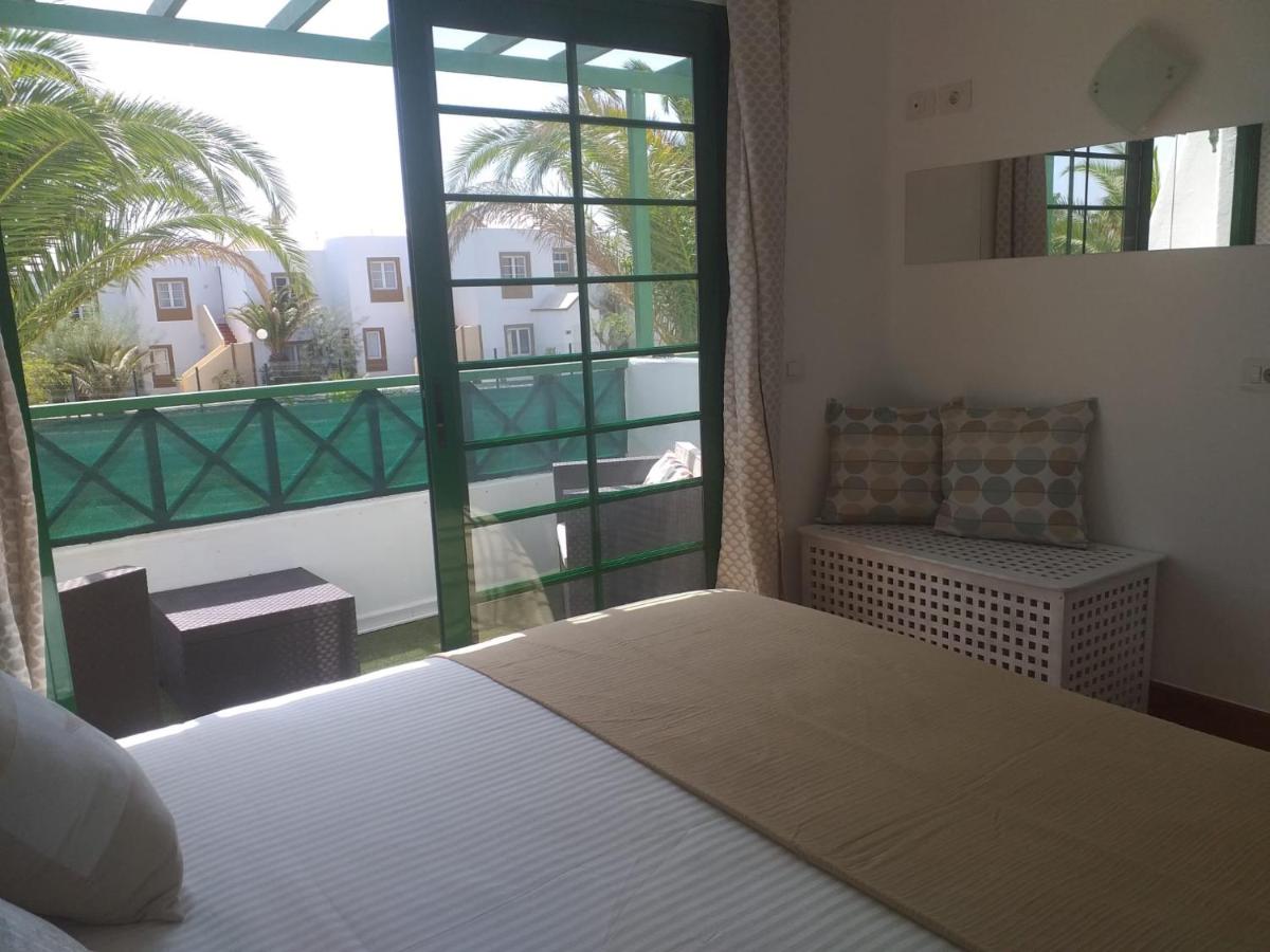 Apartment duplex -The Sunny Hut - Las Marinas - swimming pool - Wifi - AC,  Puerto del Carmen – Updated 2023 Prices