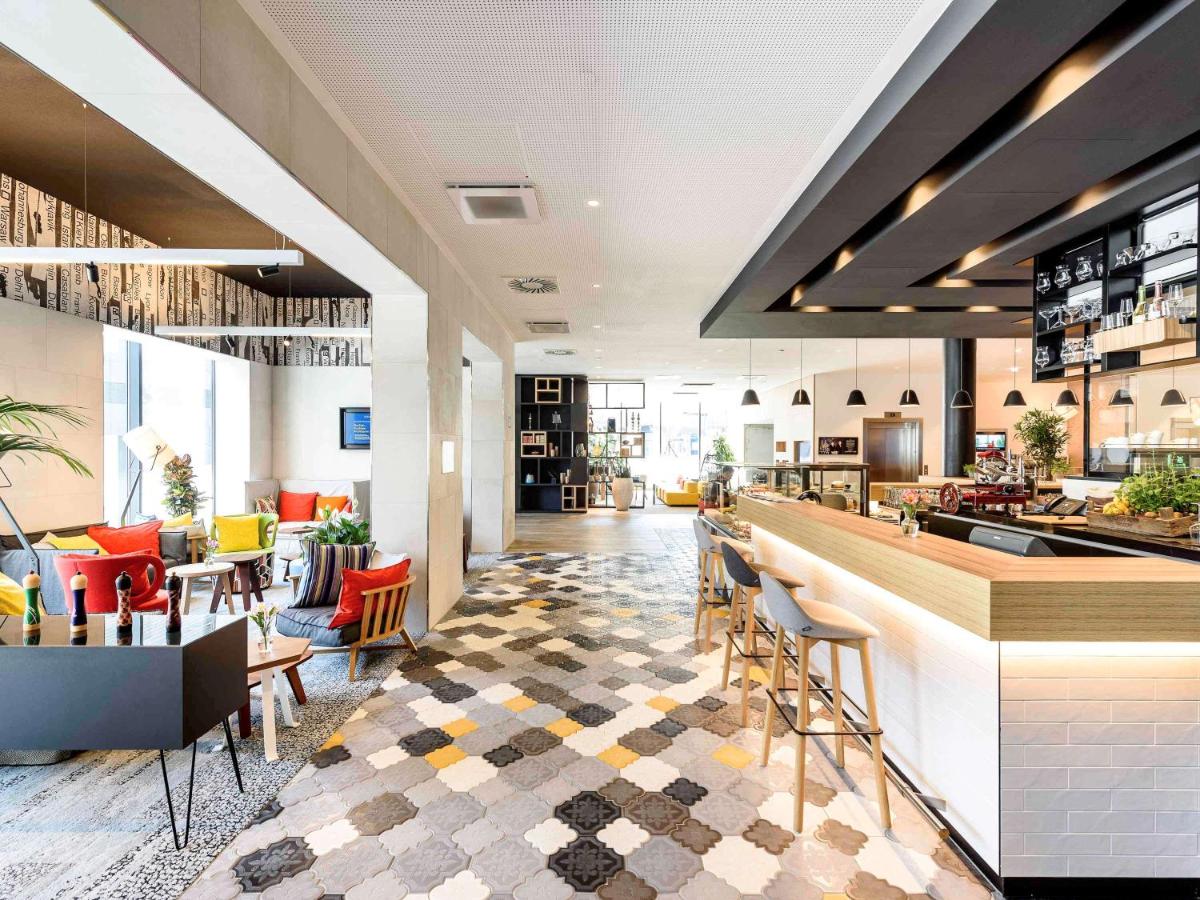 Novotel Wien Hauptbahnhof photo