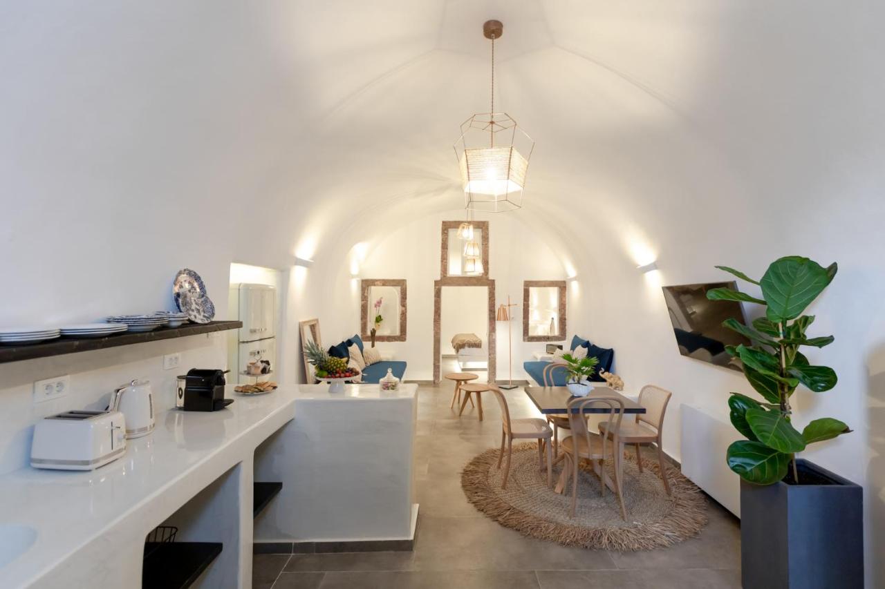 Doukas Caldera Suites - 2