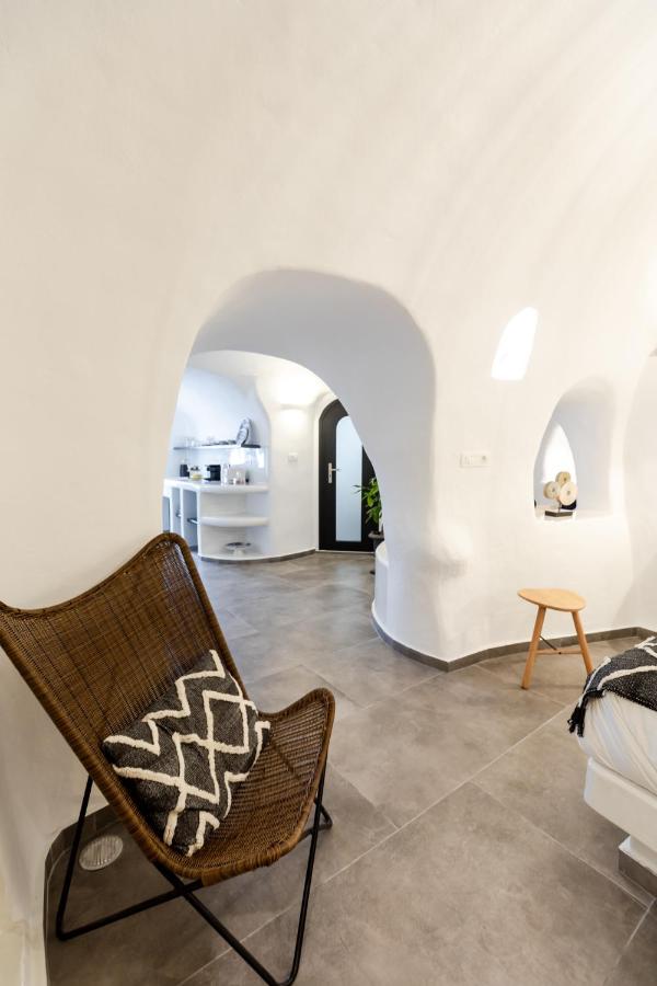 Doukas Caldera Suites - 5