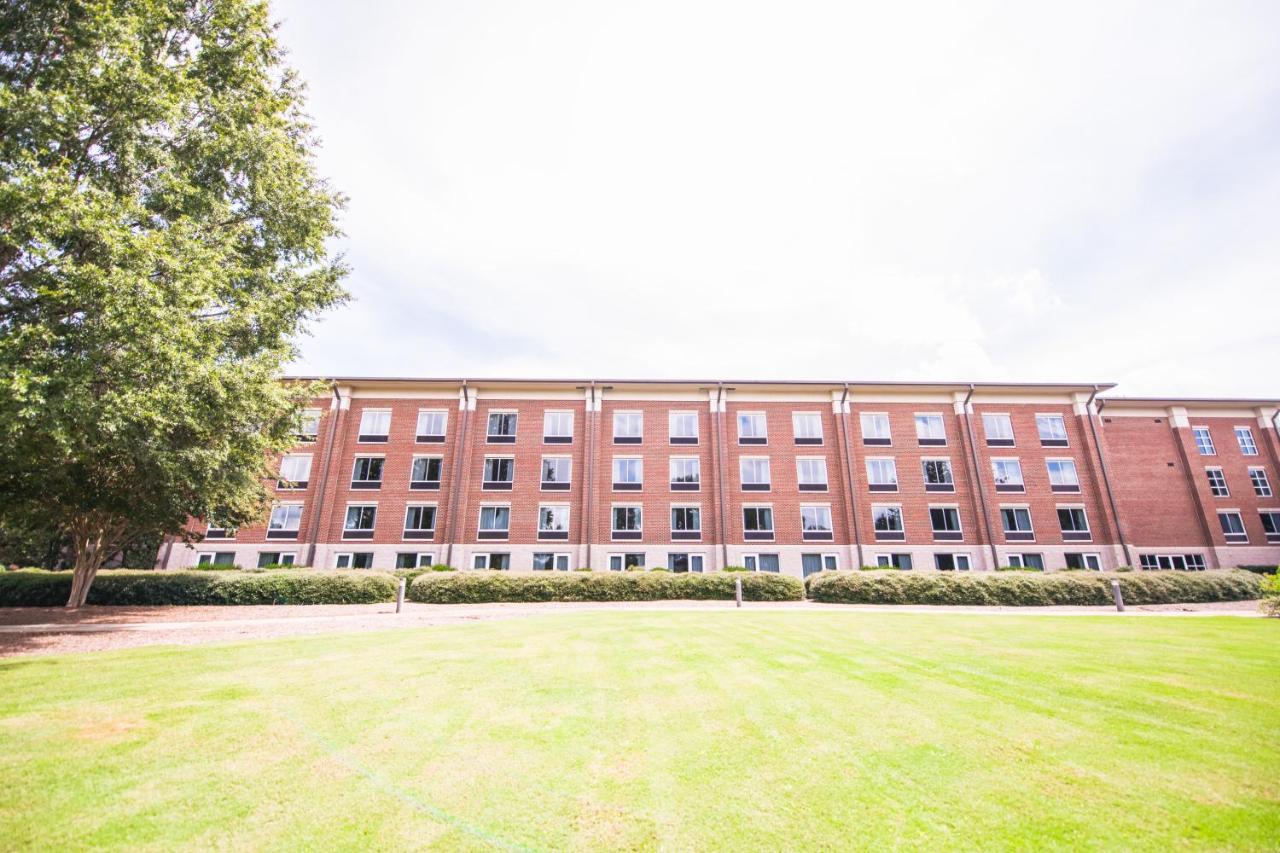 Clemson University's James F. Martin Inn — photo 19