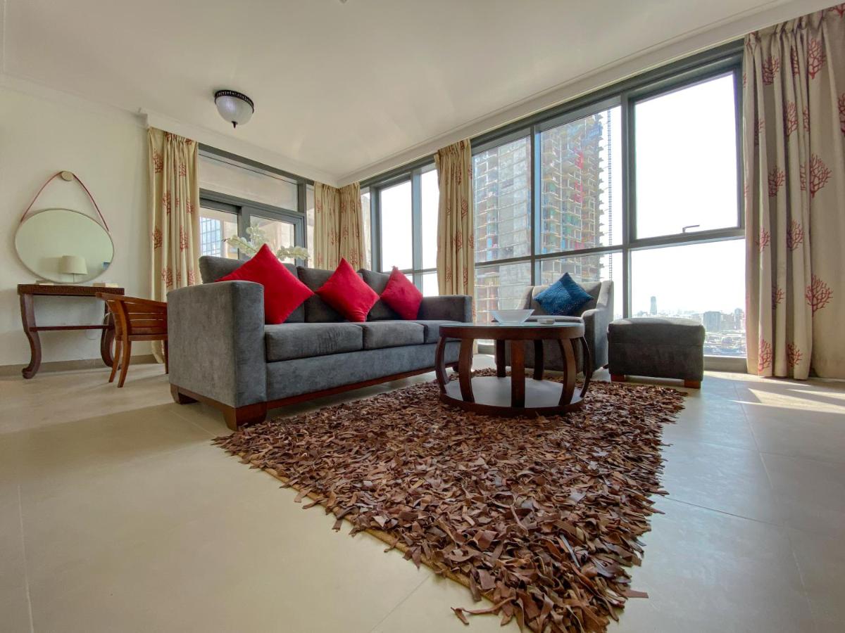 Apartment AL Maraseem - Harbour View 2BR, Dubai, UAE - Booking.com