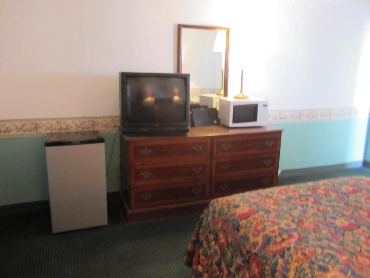 Sunset Motel — photo 12