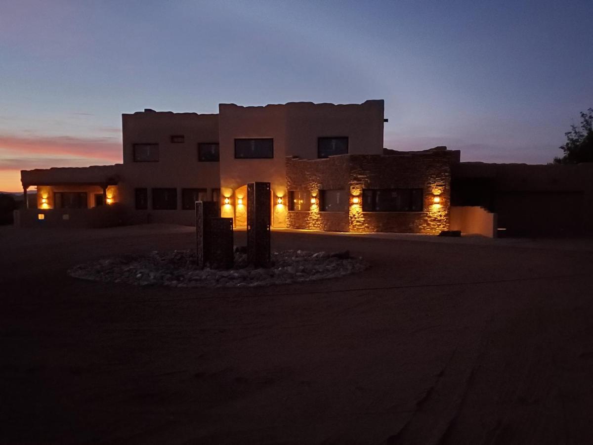 Desert Rose Bed and Breakfast — photo 17