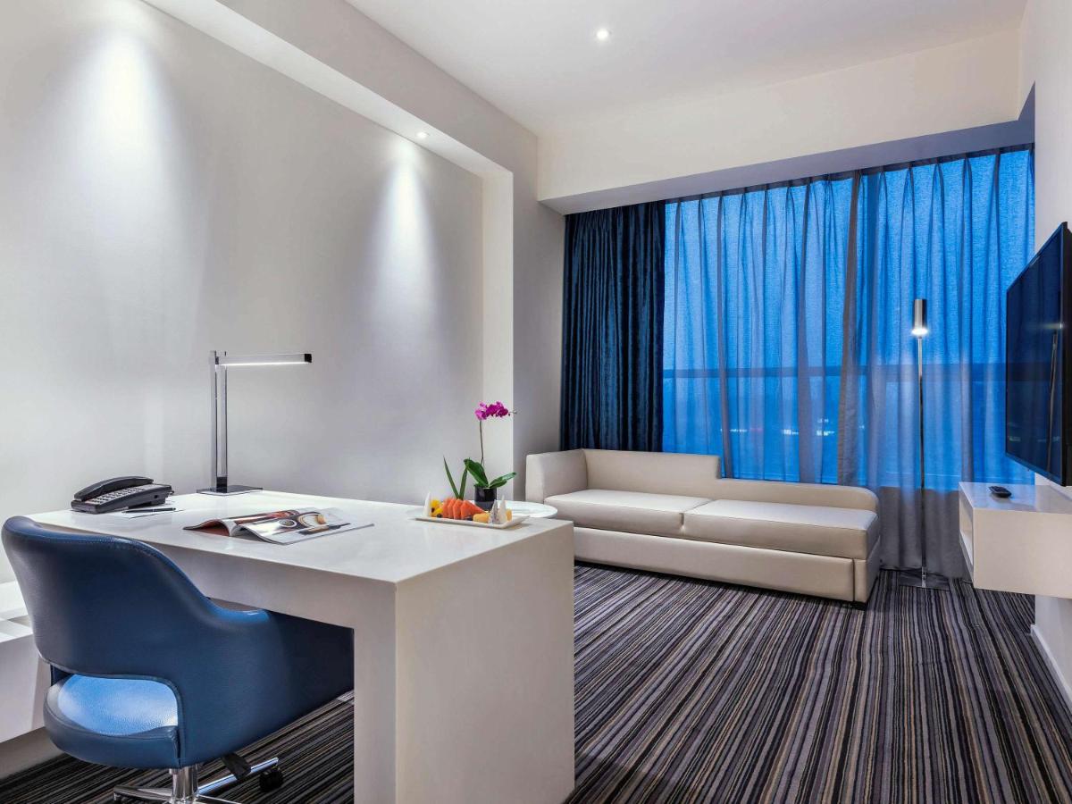 Grand Mercure Shanghai Century Park (Formerly Radisson Blu Hotel Pudong Century Park) photo
