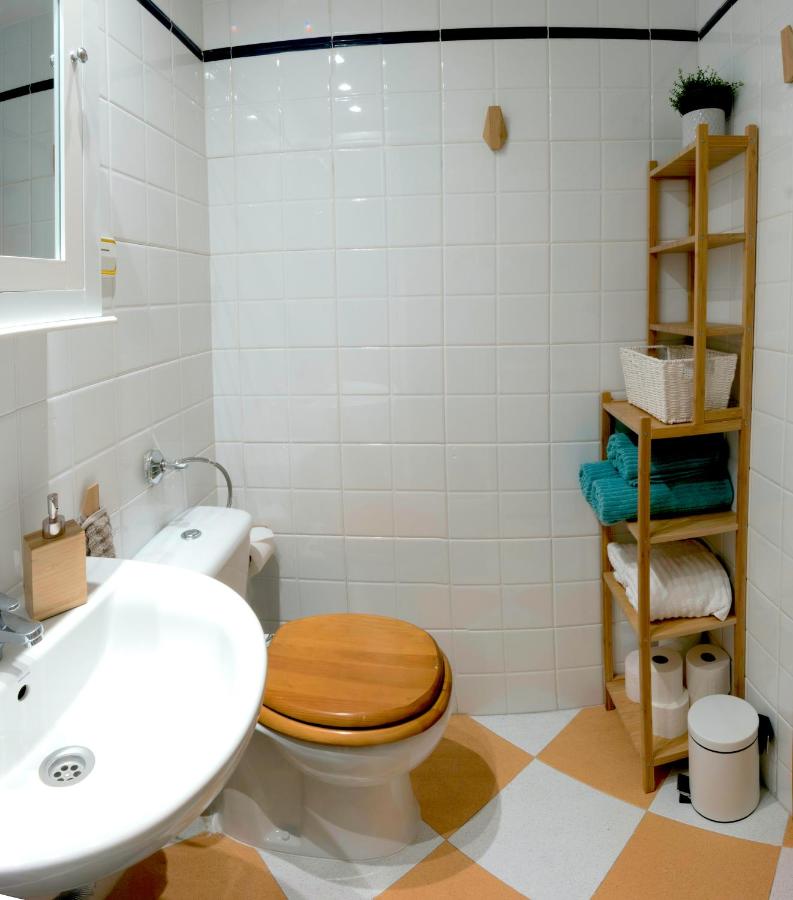 Nice and Cozy Studio at the Beachfront, Benalmádena – Precios ...
