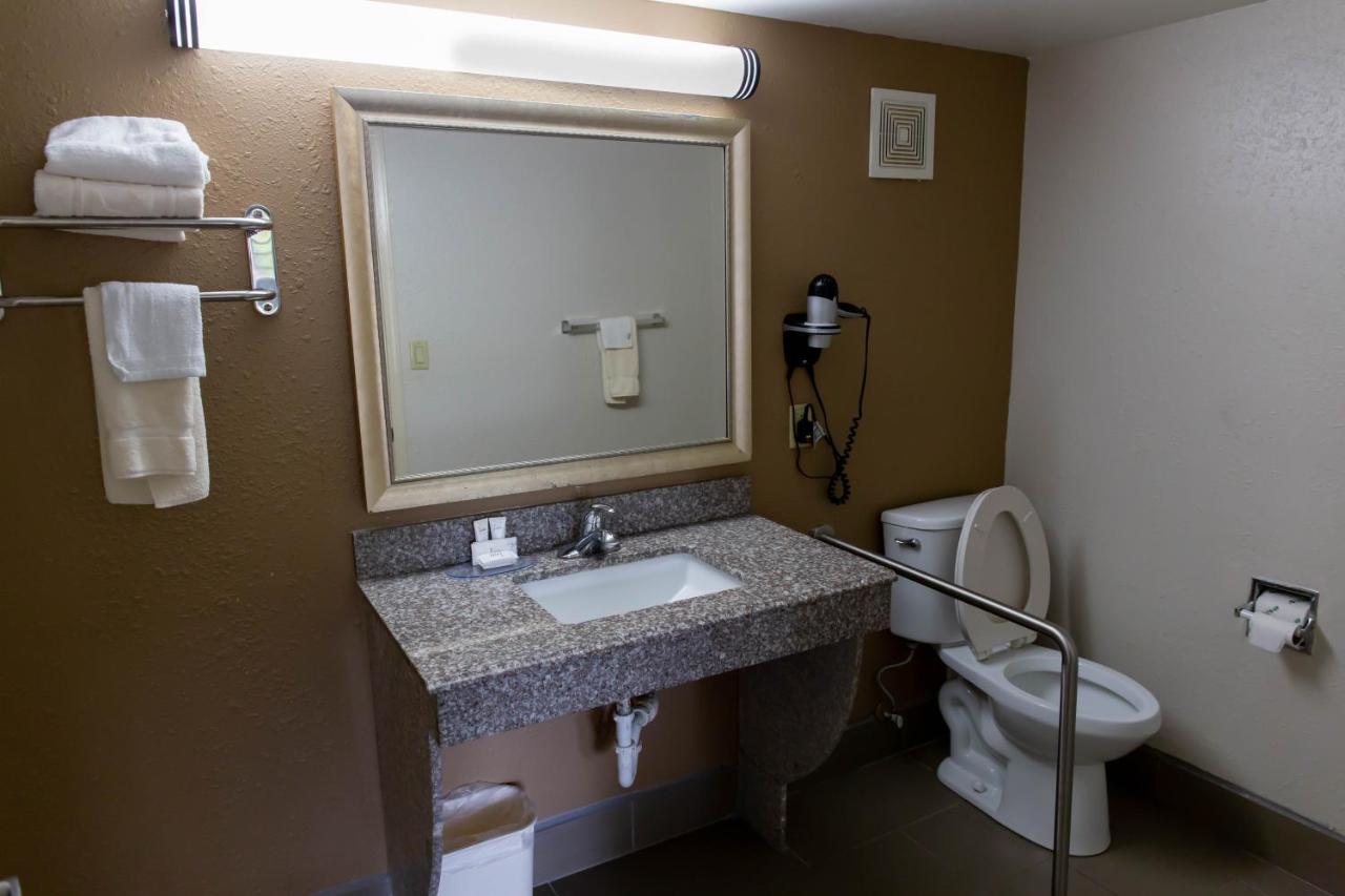 Royal Inn — photo 11