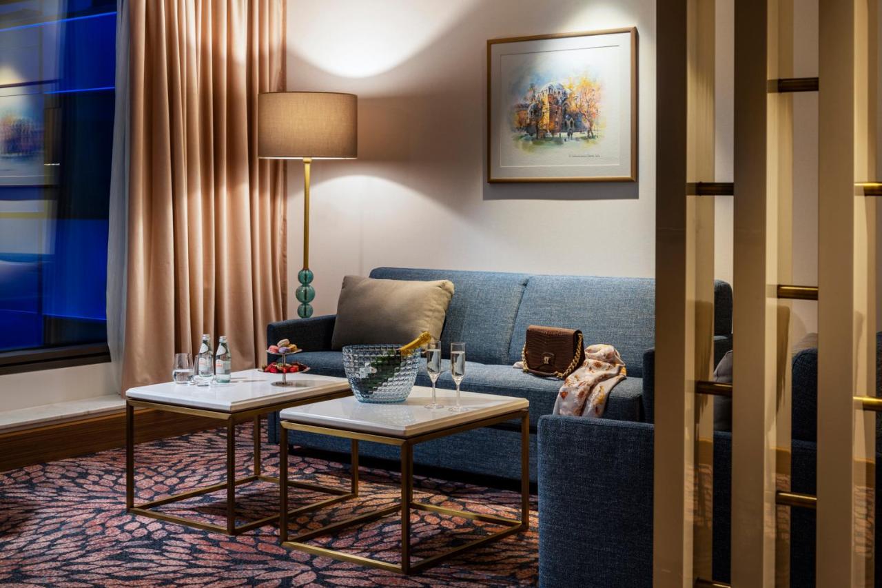 Grand Hotel Millennium Sofia photo