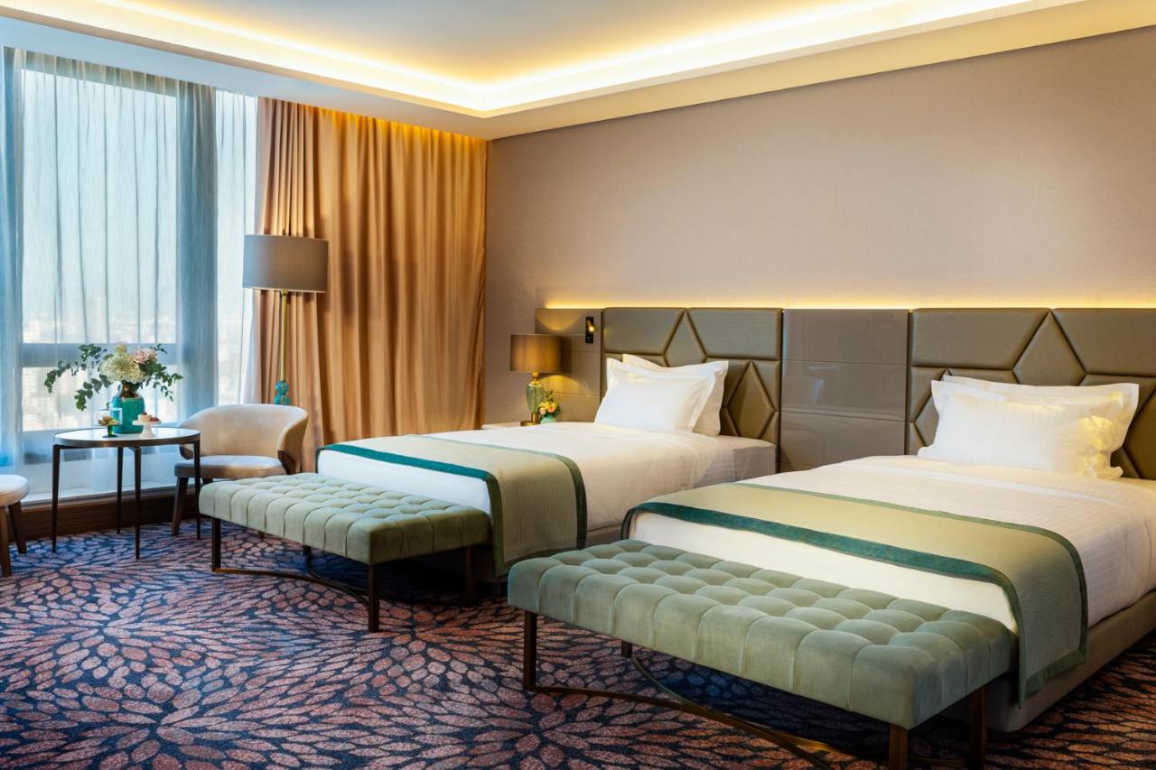 Grand Hotel Millennium Sofia photo