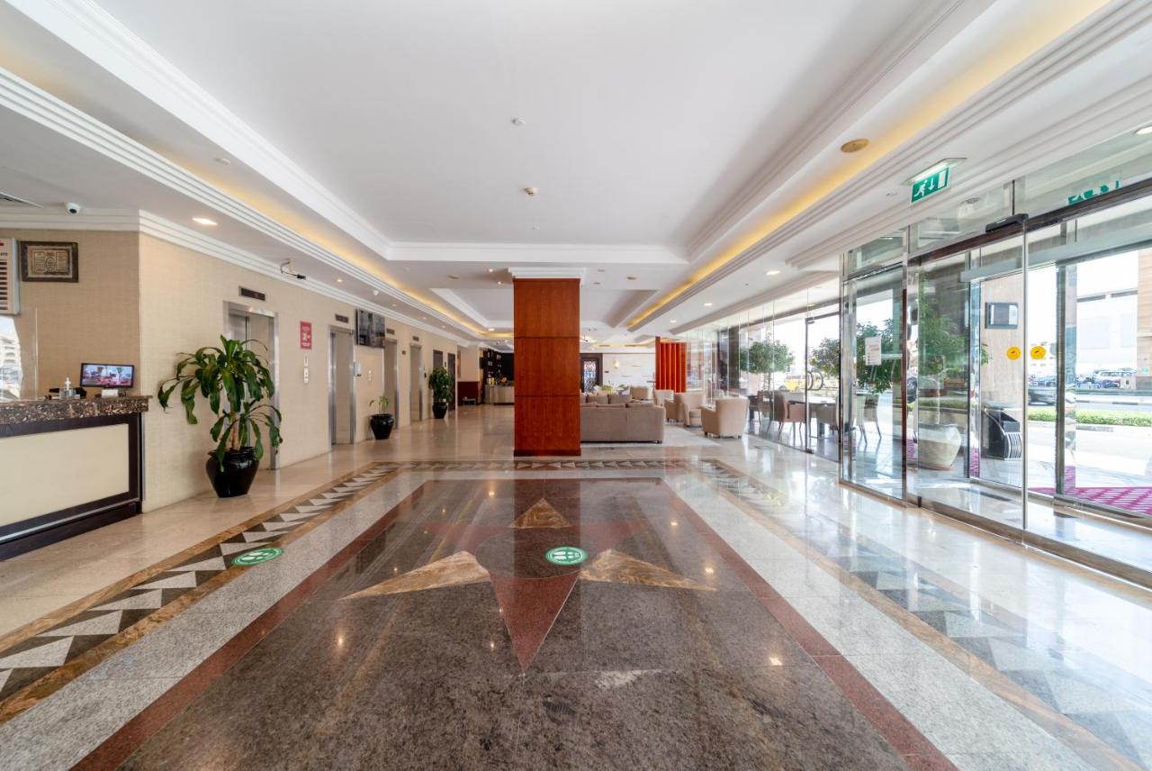 Star Metro Deira Hotel Apartments photo
