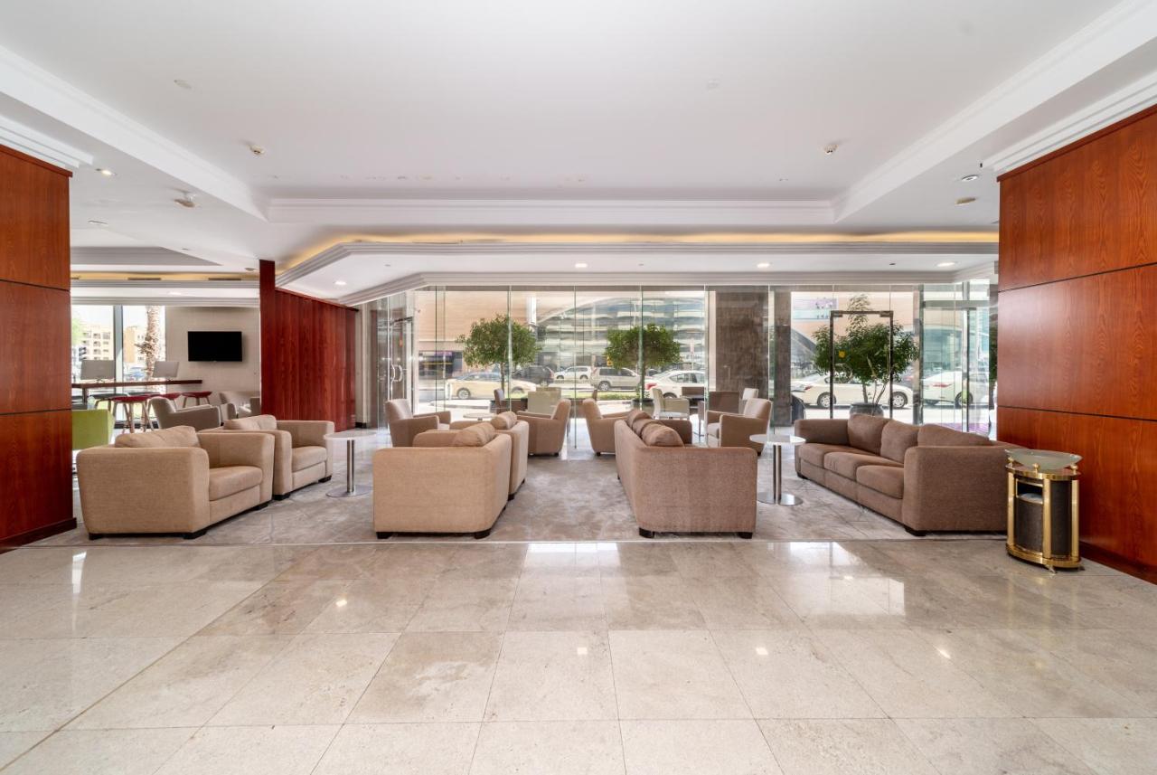 Star Metro Deira Hotel Apartments photo