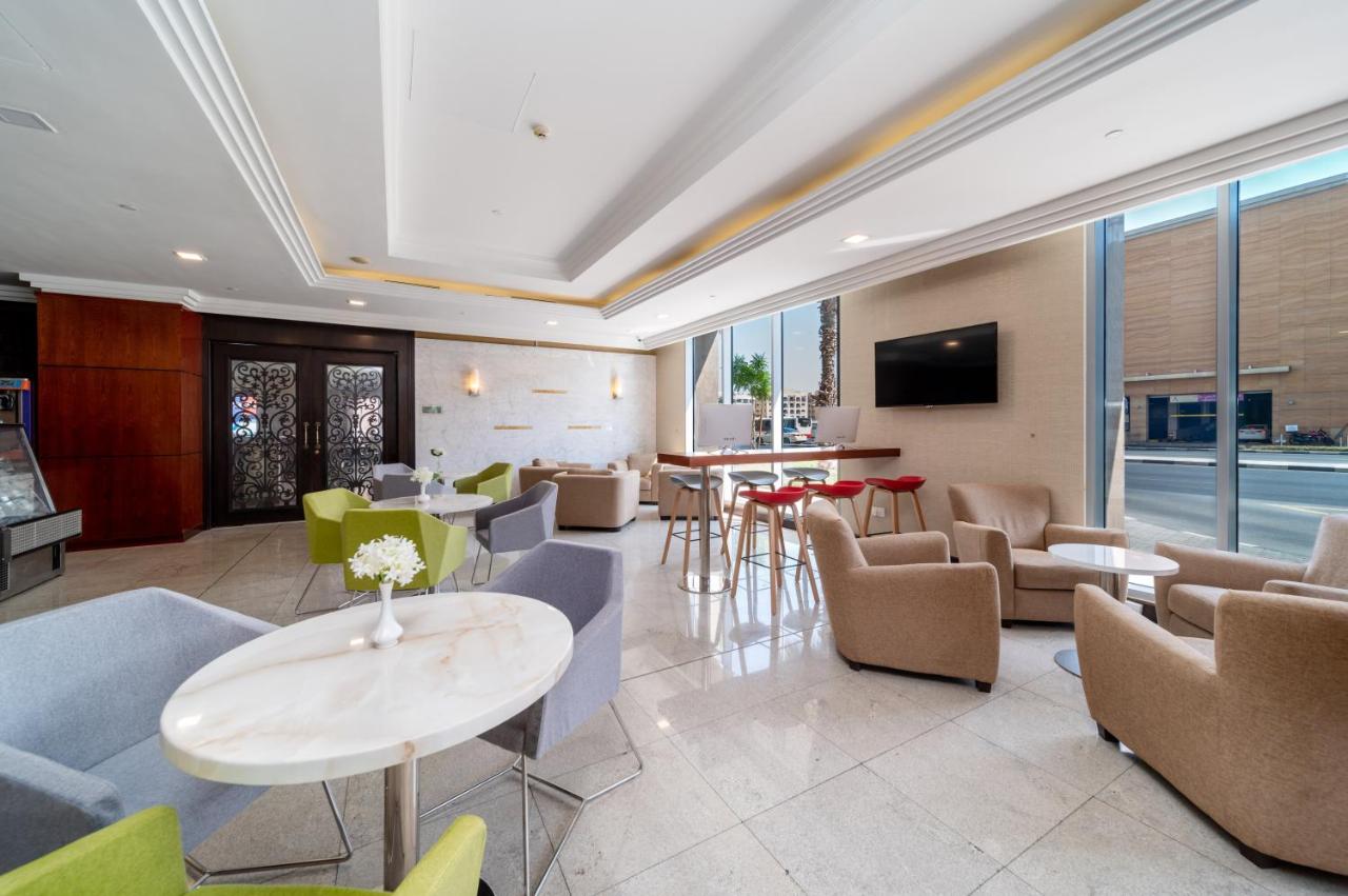Star Metro Deira Hotel Apartments photo