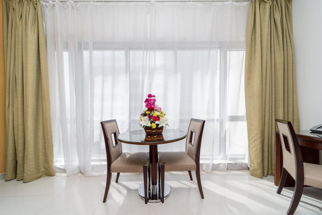 Star Metro Deira Hotel Apartments photo