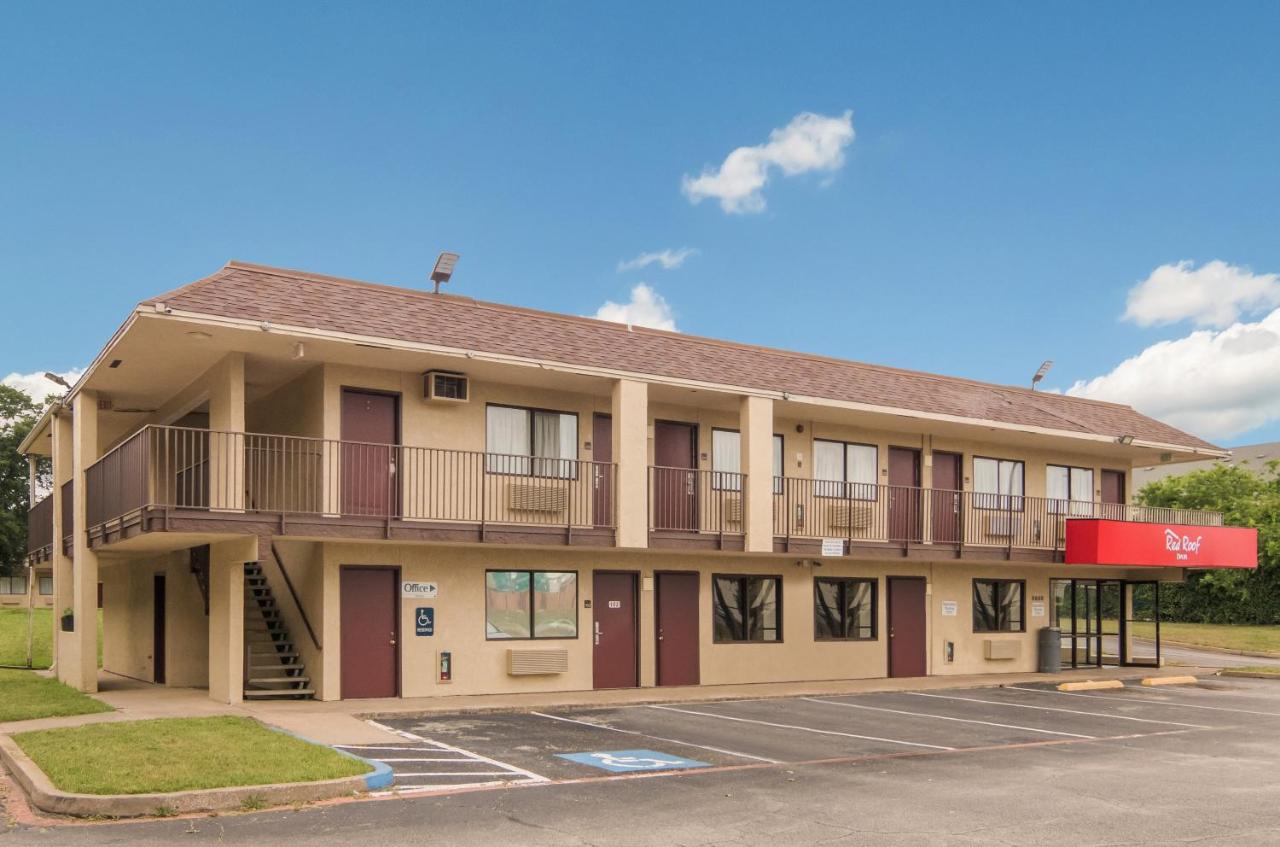 SOUTH LOOP INN FORTWORTH — photo 13