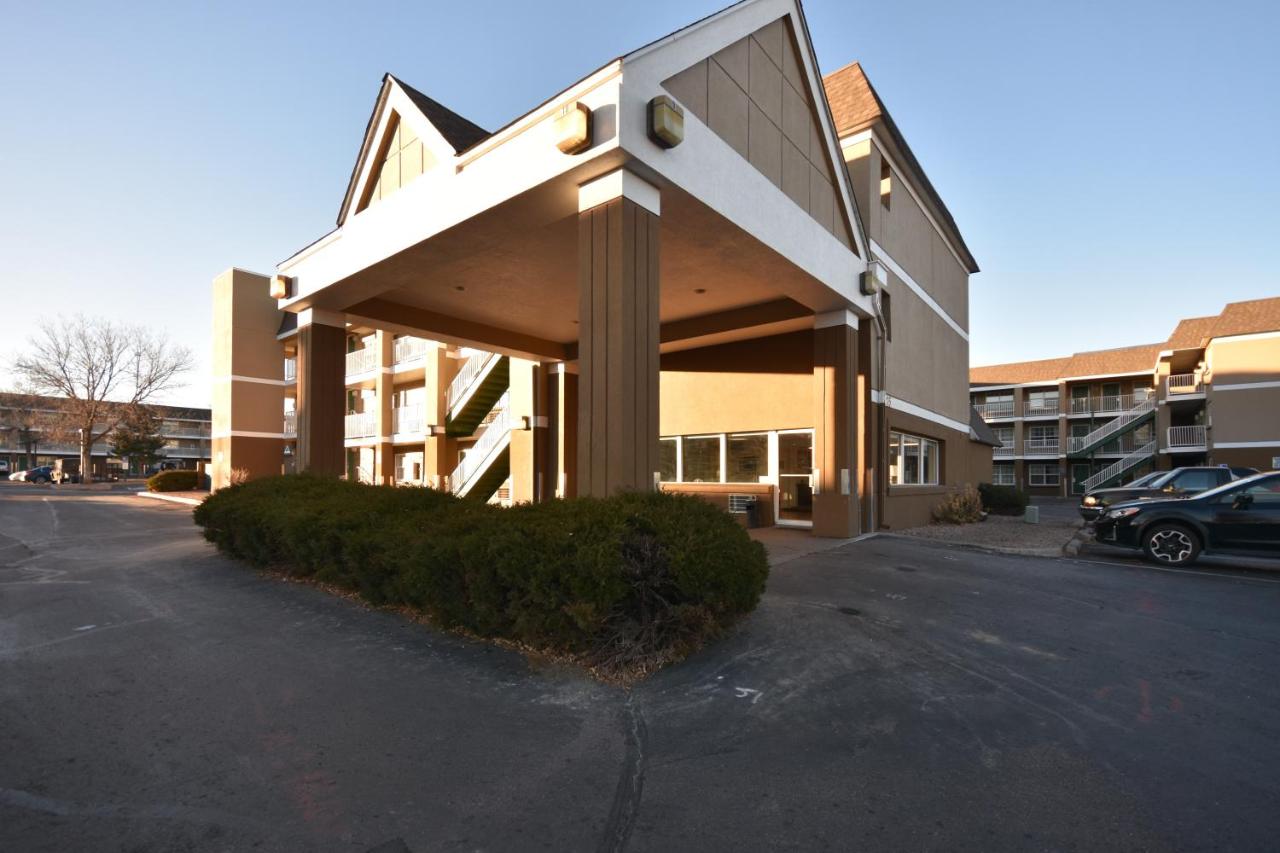 Crossland Denver - Lakewood West — photo 11