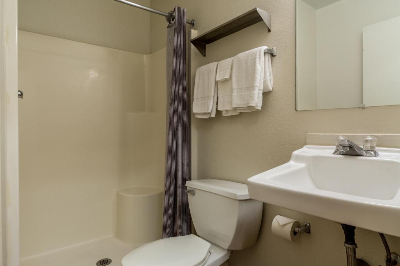 Crossland Denver - Lakewood West — photo 3