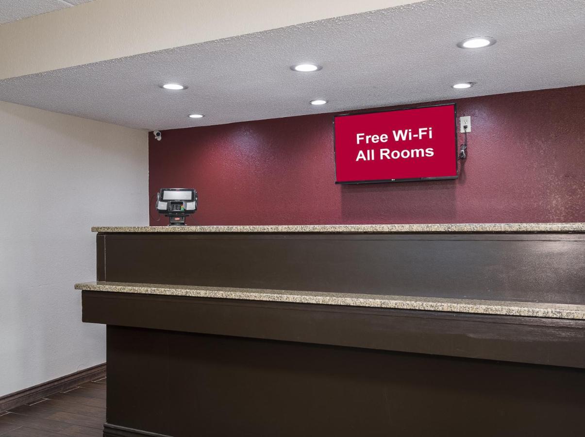 Red Carpet Inn — photo 14