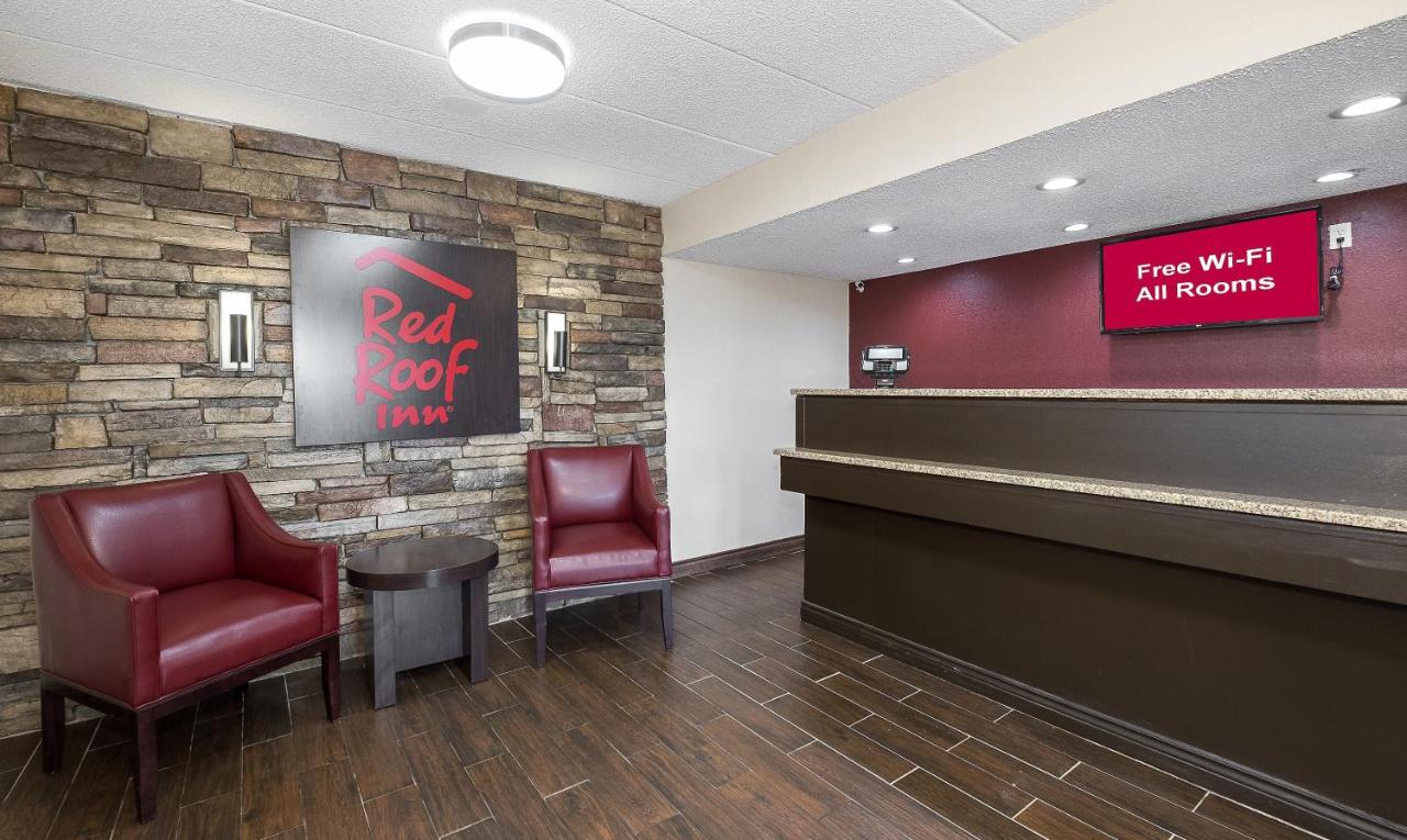 Red Carpet Inn — photo 13