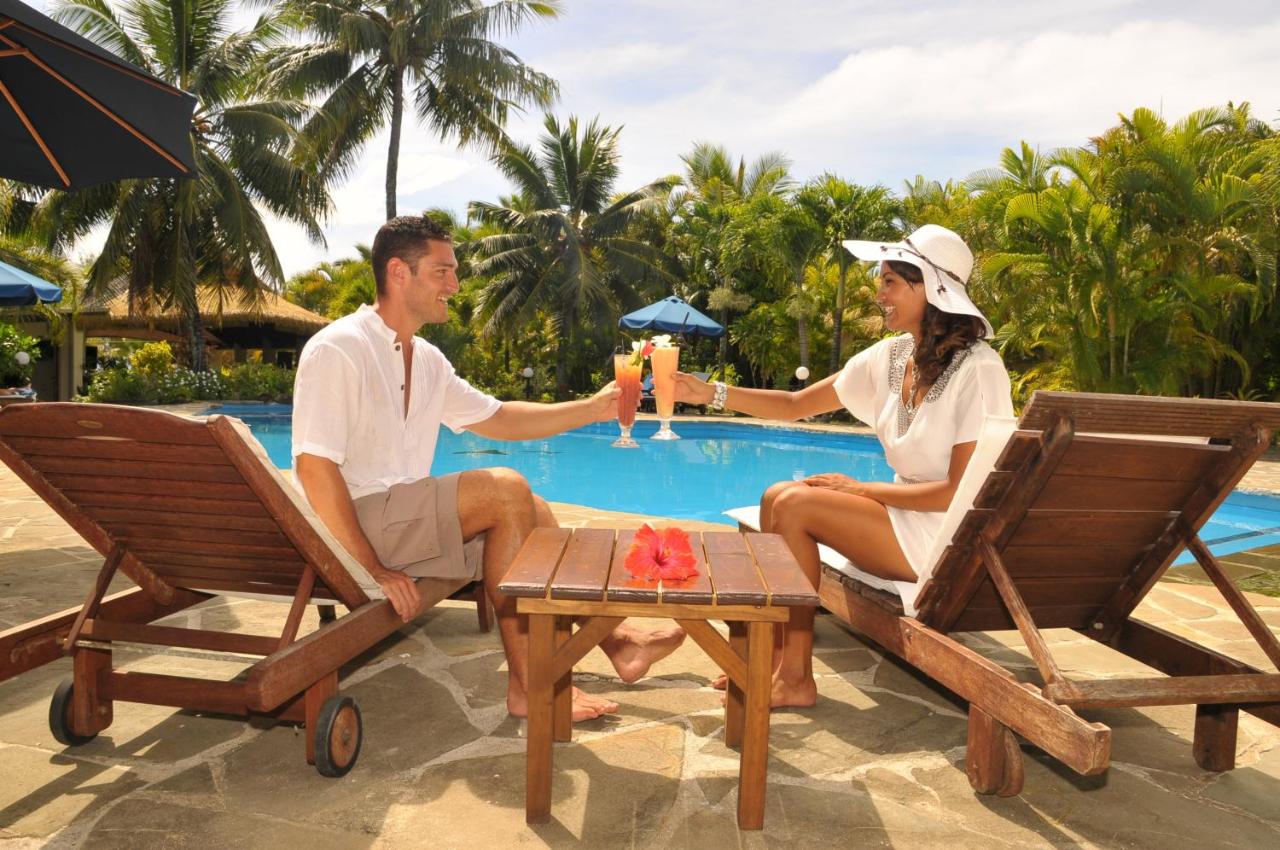 Crown Beach Resort & Spa photo