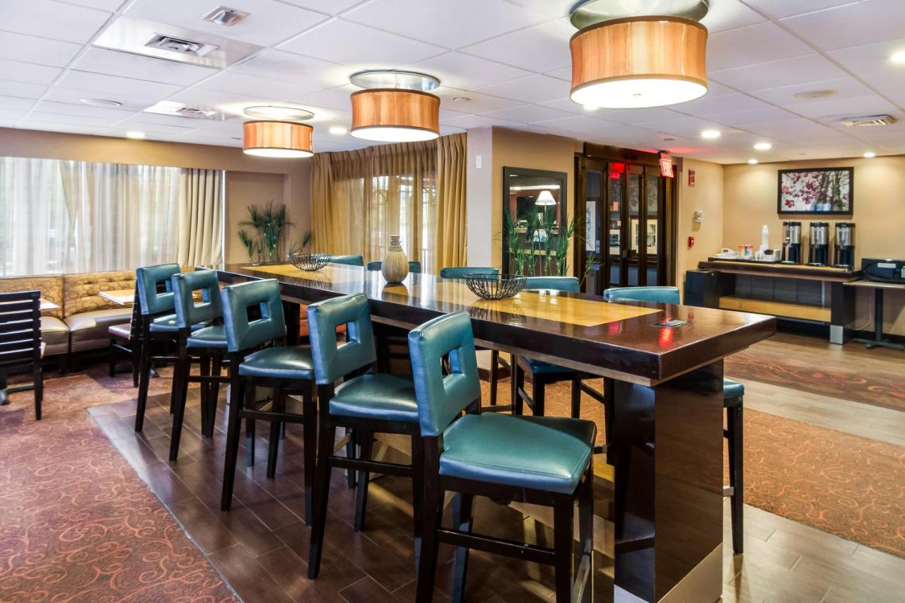 Flamingo Inn — photo 12