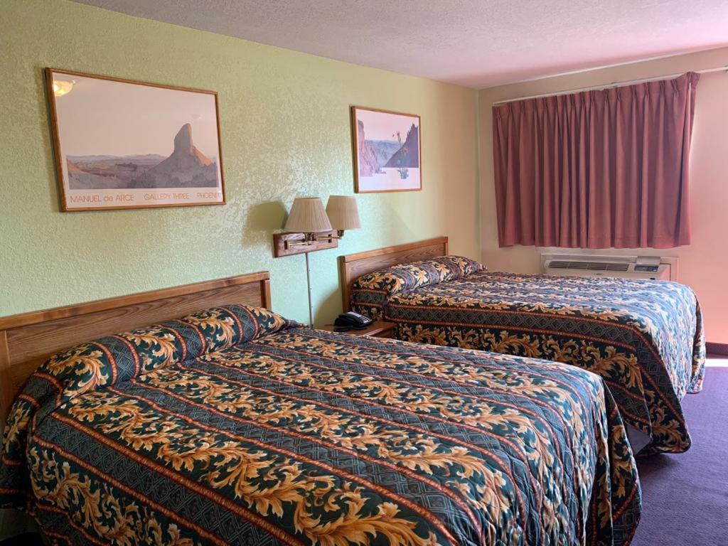 Deming Motel — photo 16