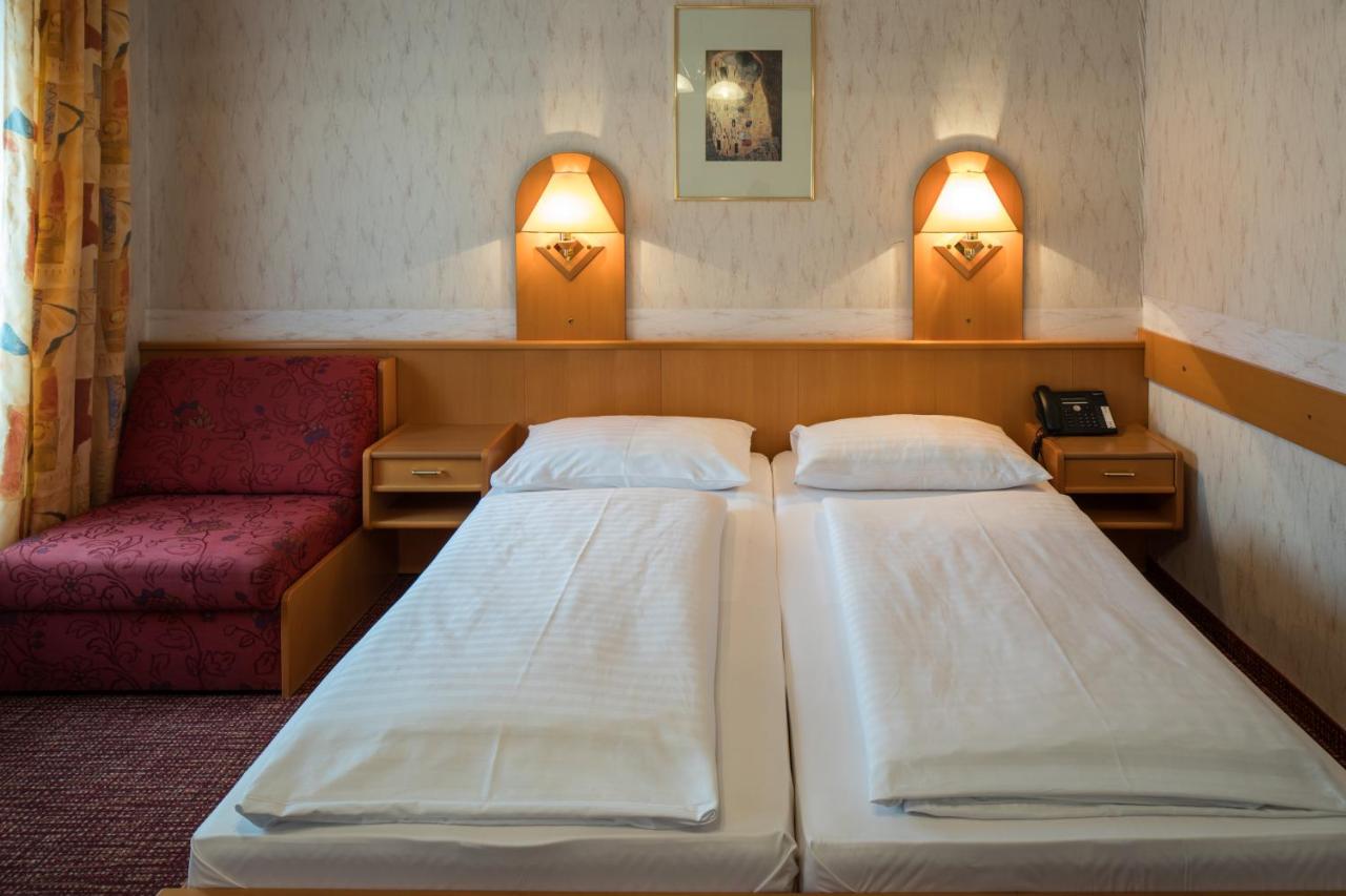 Hotel Admiral photo