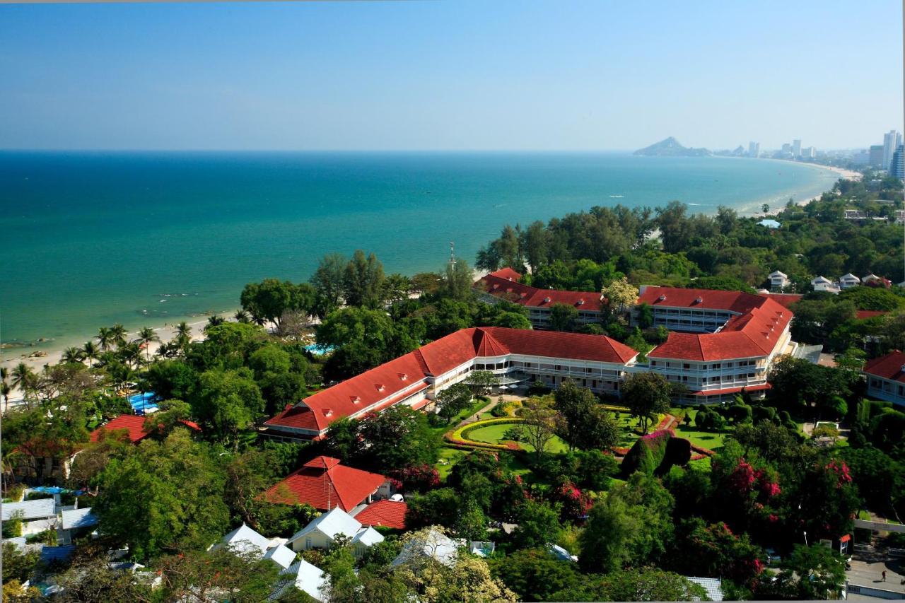โรงแรม เซ็นทารา แกรนด์ รีสอร์ท แอนด์ วิลล่า หัวหิน (Centara Grand Beach Resort & Villa Hua Hin)