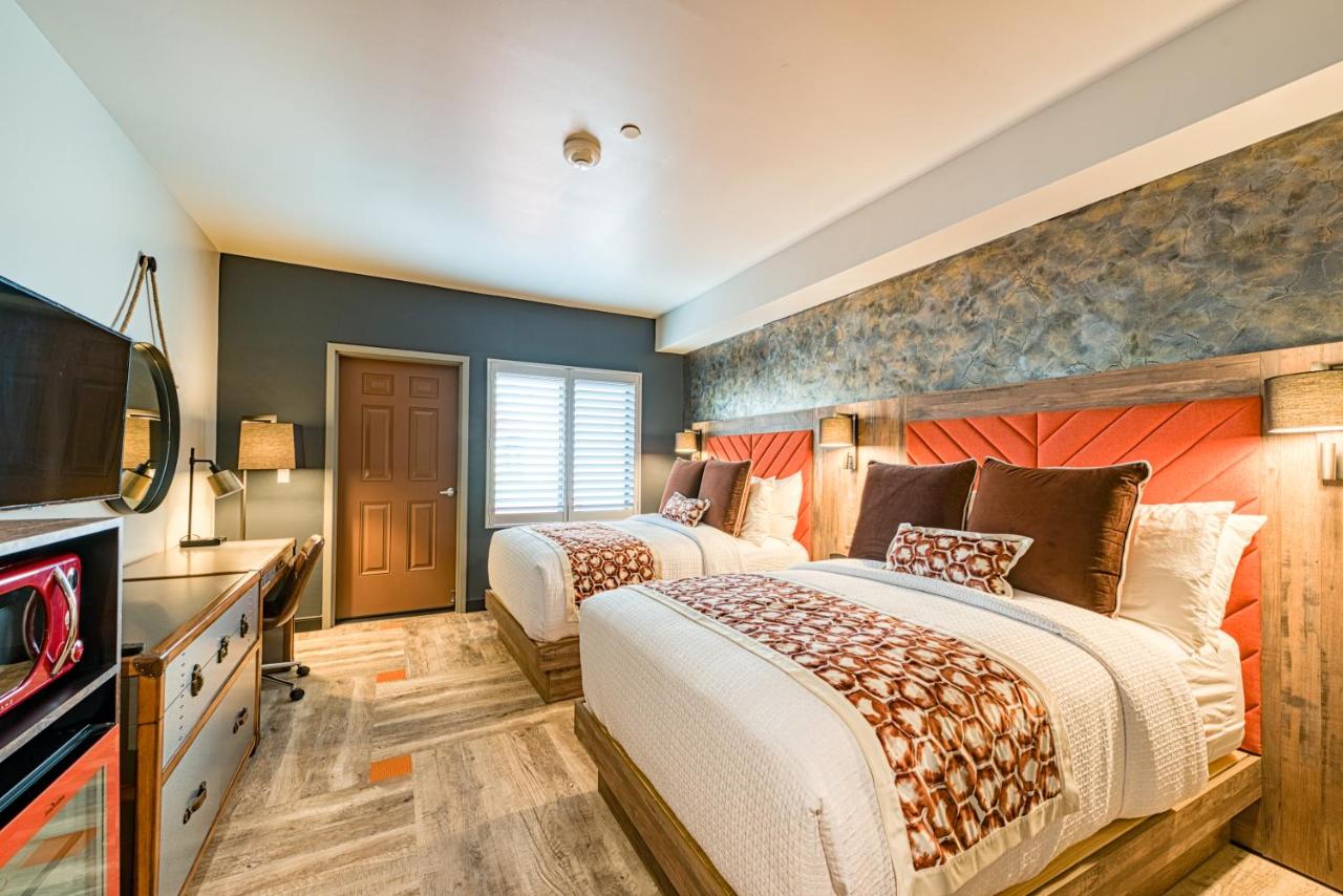 Hotel Lexen Newhall & Santa Clarita - Near Six Flags Magic Mountain — photo 21
